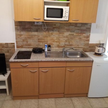 Apartment Buic Пула Екстериор снимка